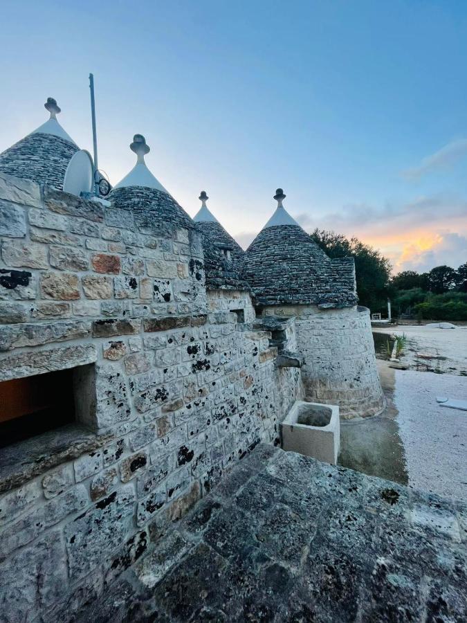 Scardino Trulli Hotel Locorotondo Ngoại thất bức ảnh